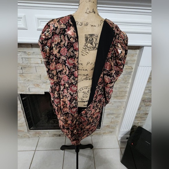 EXPRESS Floral Metallic Gold Puff Sleeve Shoulder Sheath Wrap Dress Size large - Picture 7 of 15